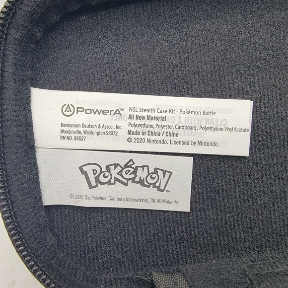 PowerA Nintendo Switch Lite Pokemon Battle Stealth Case Kit Pikachu vs Mewtwo - Picture 7 of 8
